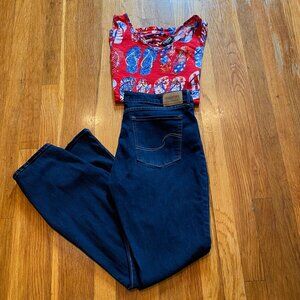 Levi's Dark Wash Mid-Rise Bootcut Jeans W/Bonus Red/White/Blue Rhinestone Tank!